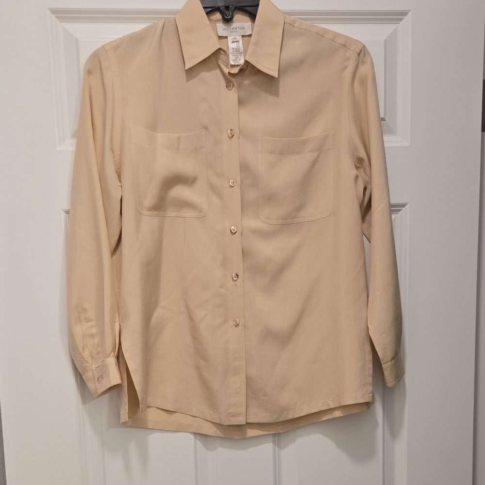 Jones New York Light Tan Silk Blouse Size 4 Petite
